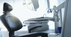 Fully-equipped dentist's chair --- Image by © Fancy/Veer/Corbis